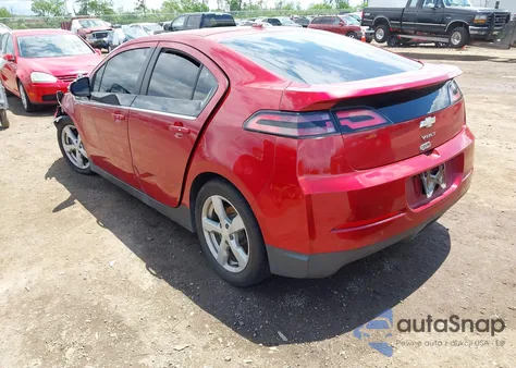 2013 Chevrolet Volt z USA, uszkodzony, nr VIN 1G1RB6E42DU101984